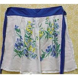 PRETTY VINTAGE LADIES APRON BLUE ROSES #2226366