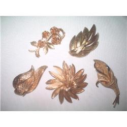 Lot 5 Early Coro Pegasus Goldtone Brooches #2226581