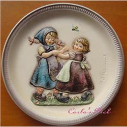 MI Hummel Anniversary Plate "Spring Dance" #2227564