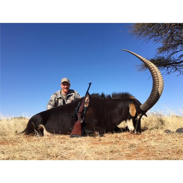 SB HUNTING SAFARIS South African Roan and Sable Safari