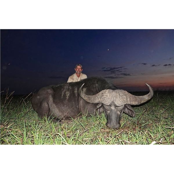 ADAM CLEMENTS SAFARIS Tanzania Cape Buffalo Hunt