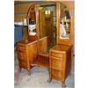 Image 1 : Antique Victorian Mirrored Bedroom Vanity #2189658