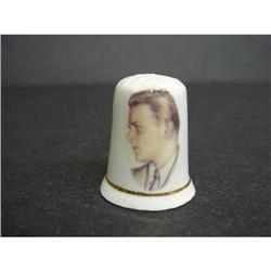 ENGLISH CHINA THIMBLE - DOUGLAS FAIRBANKS #2215798
