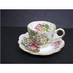 ENGLISH BONE CHINA CUP&SAUCER*GERANIUM* #2215799