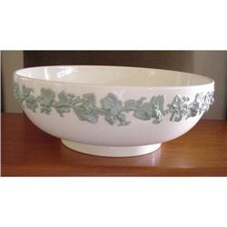 Porcelain Bowl - WEDGWOOD "Queensware"  Large #2215971