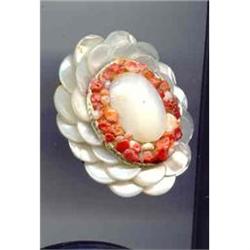 SALE Mother Of Pearl Pendant -Pin vintage #2217122