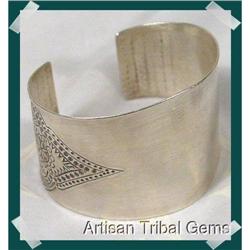 BOLD Handcrafted KAREN Tribal Cuff~68 grams #2218110