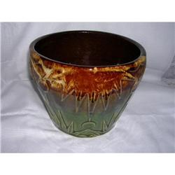 RRP Roseville Majolica Jardiniere #2218330