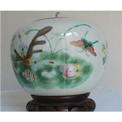 CHINESE EXPORT MELON JAR FAMILLE ROSE, 19th #2234621