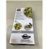 Image 2 : Good Grips 2 Blade Salad Chopper