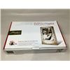 Image 1 : Decorative DaVinci Tile Kit