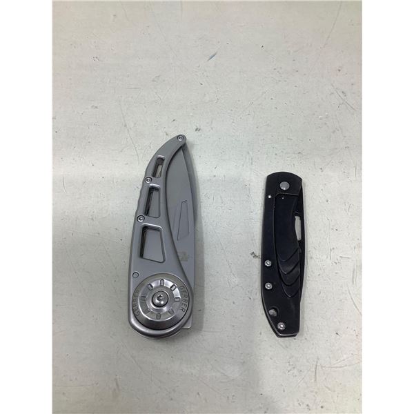 Lot Of 2 Gerber Knifes