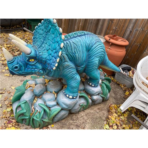 Dinosaur From Northlands Klondike-Days Midway