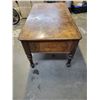 Image 3 : Large Vintage Wooden Desk