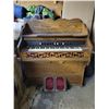 Image 1 : Vintage Organ *Working Condition*