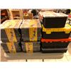 Image 2 : Assortment of 10 organizers & portable organizers