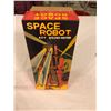 Image 1 : Tin lithograph space robot wind-up toy w/ original box