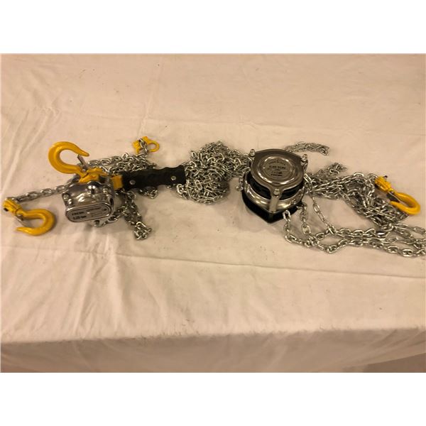 Two ROK small hoists - 0.25 ton chain block hoist & 0.25 ton lever hoist