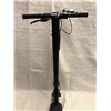Image 5 : Black Lightning electric scooter w/ QS-S4 display throttle & charger