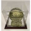 Image 1 : Michael Jordan autographed 6th NBA Championship Gold MVP Ball - limited edition #71/123 - comes w/ C