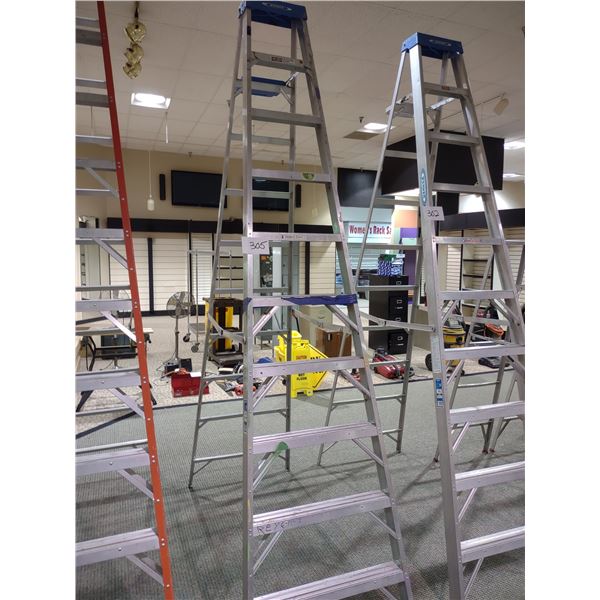 LIKE-NEW WERNER CRAFT-MASTER 310 HD 10 FT LADDER