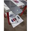 Image 3 : K SWISS TABLE DISPLAY LOT
