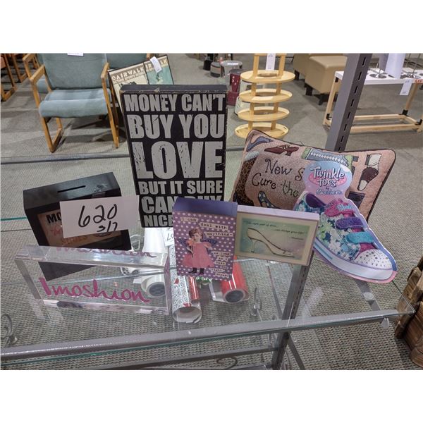 7 PC TABLE DISPLAY DECOR