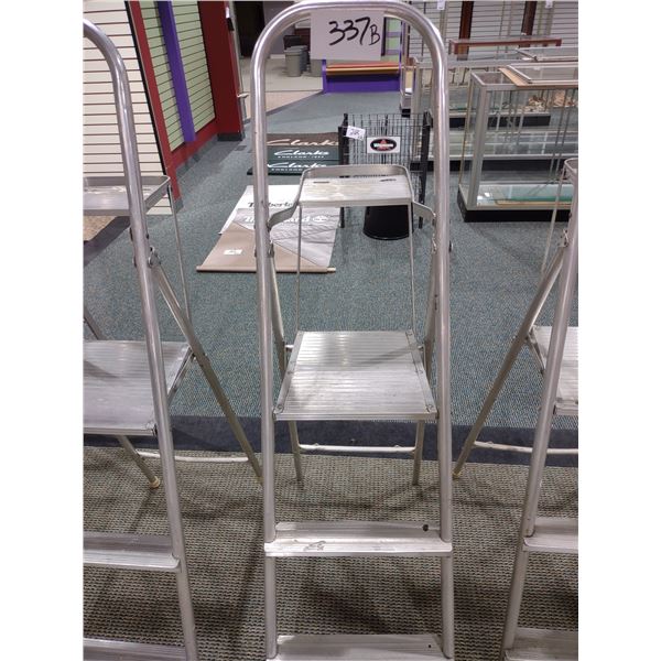 WERNER #265 5 1/2 FT ALUMINUM STEP LADDER
