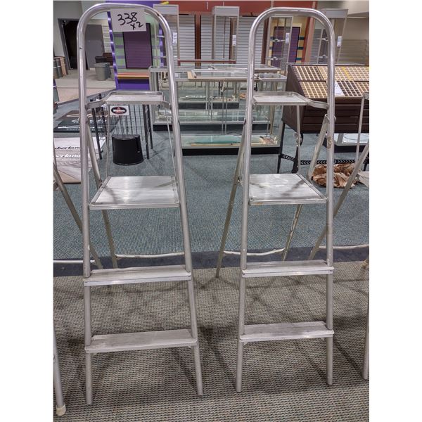 WERNER #265 5 1/2 FT ALUMINUM STEP LADDER (X2)