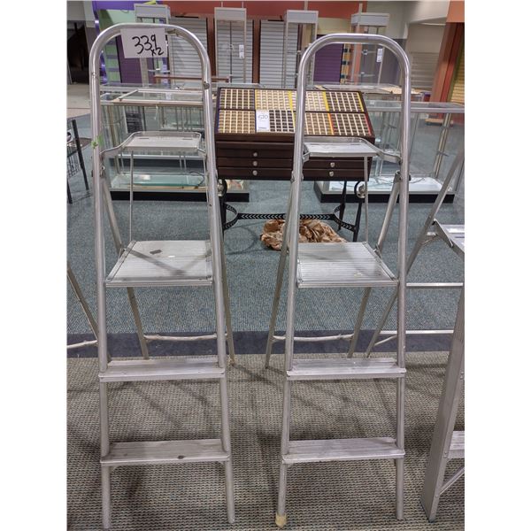 WERNER #265 5 1/2 FT ALUMINUM STEP LADDER (X2)