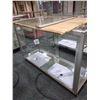 Image 1 : 5 FT ELECTRIC LIGHT UP GLASS RETAIL DISPLAY UNIT
