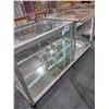 Image 1 : 7 FT ELECTRIC LIGHT UP GLASS RETAIL DISPLAY UNIT