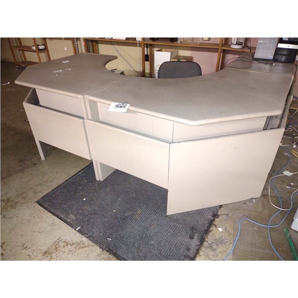 EXECUTIVE HORSE SHOE DESK, GOOD CONDITION, JUST DUSTY