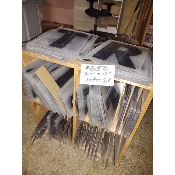LARGE SIGN LETTER SET, 8.5" X 12", WITH WOOD RACK