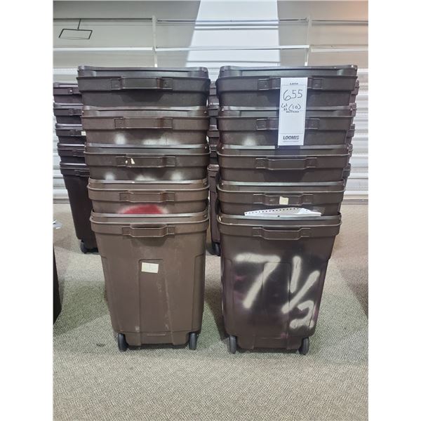 WHEELED PLASTIC GARBAGE CANS (X10)