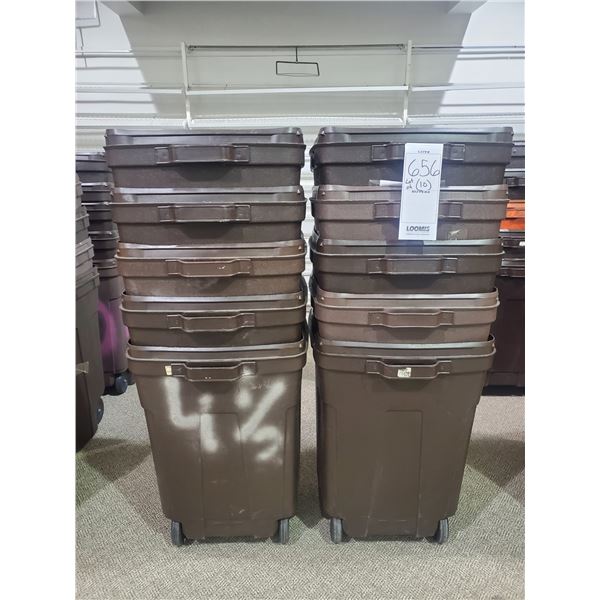 WHEELED PLASTIC GARBAGE CANS (X10)