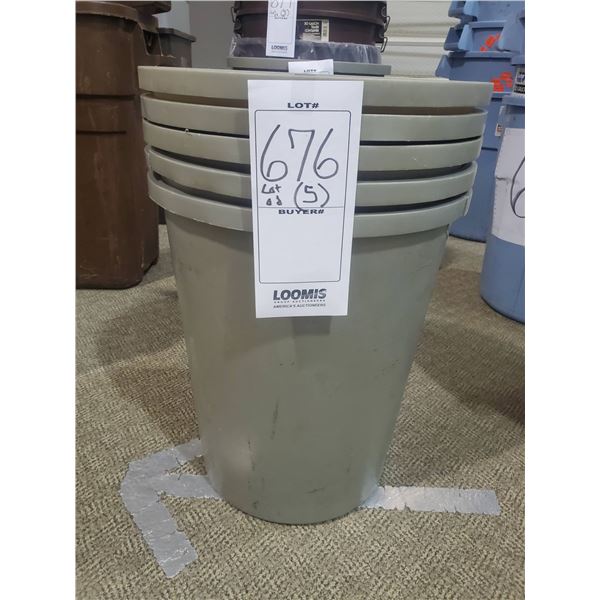 5 ROUND SMALL TRASH CONTAINERS
