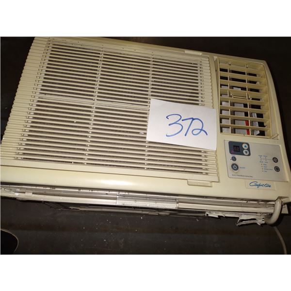 COMFORT AIRE WINDOW AIR CONDITIONER