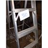 Image 2 : ALUMINUM STEP LADDER