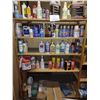 Image 1 : ASSORTED LOT OF OIL, PEST CONTROL, CLEANING FLUIDS