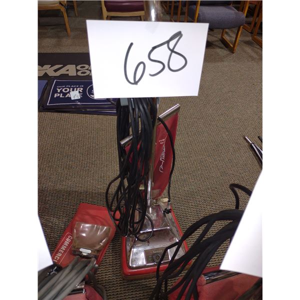SANITAIRE COMMERCIAL VACUUM CLEANER, WORKS