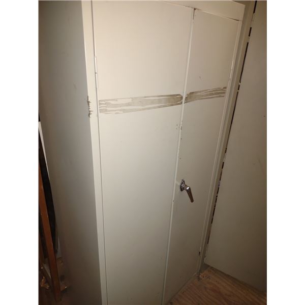 CABINET W/ CONTENTS INCLUDED