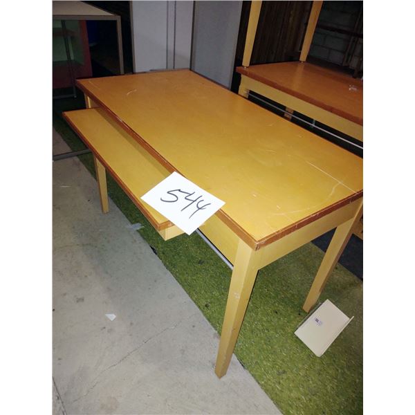 WOODEN TABLE W/ UNDER TABLE PULL OUT LEAF