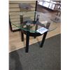 Image 1 : GLASS TOP CIRCULAR TABLE