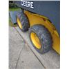 Image 17 : JOHN DEERE 318D LIKE NEW SKID STEER