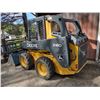 Image 2 : JOHN DEERE 318D LIKE NEW SKID STEER