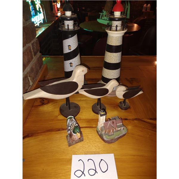 7 PC NAUTICAL THEMED WOOD AND RESIN DECOR
