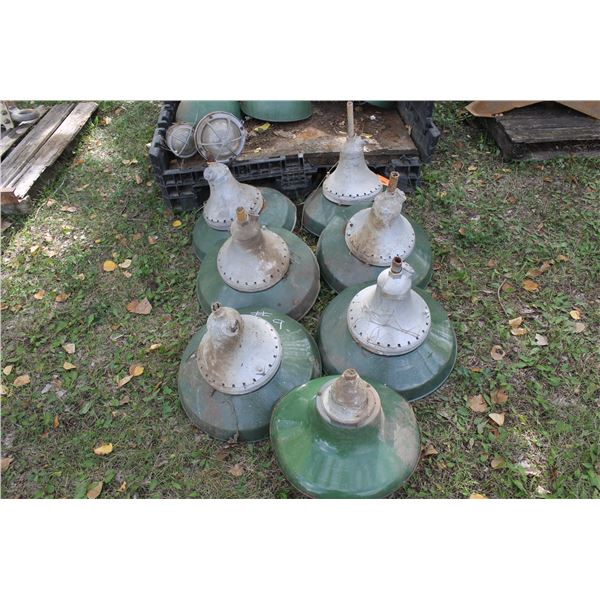 Qty of Lights, 300W, 110 - 250V Max