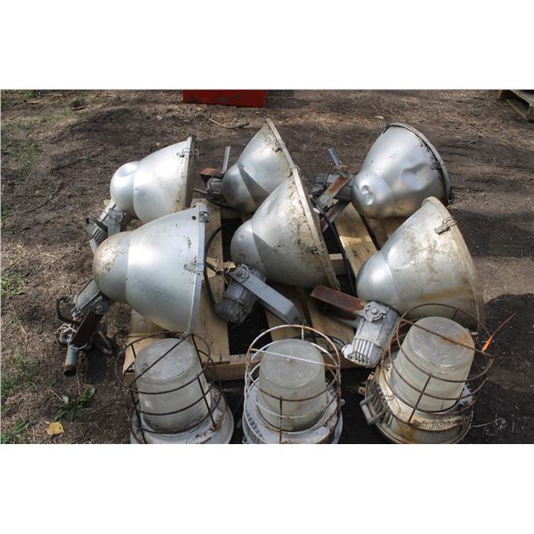 Asst of Shop Lights, 300W