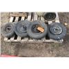 Image 1 : 4 Wheel Barrel Tires